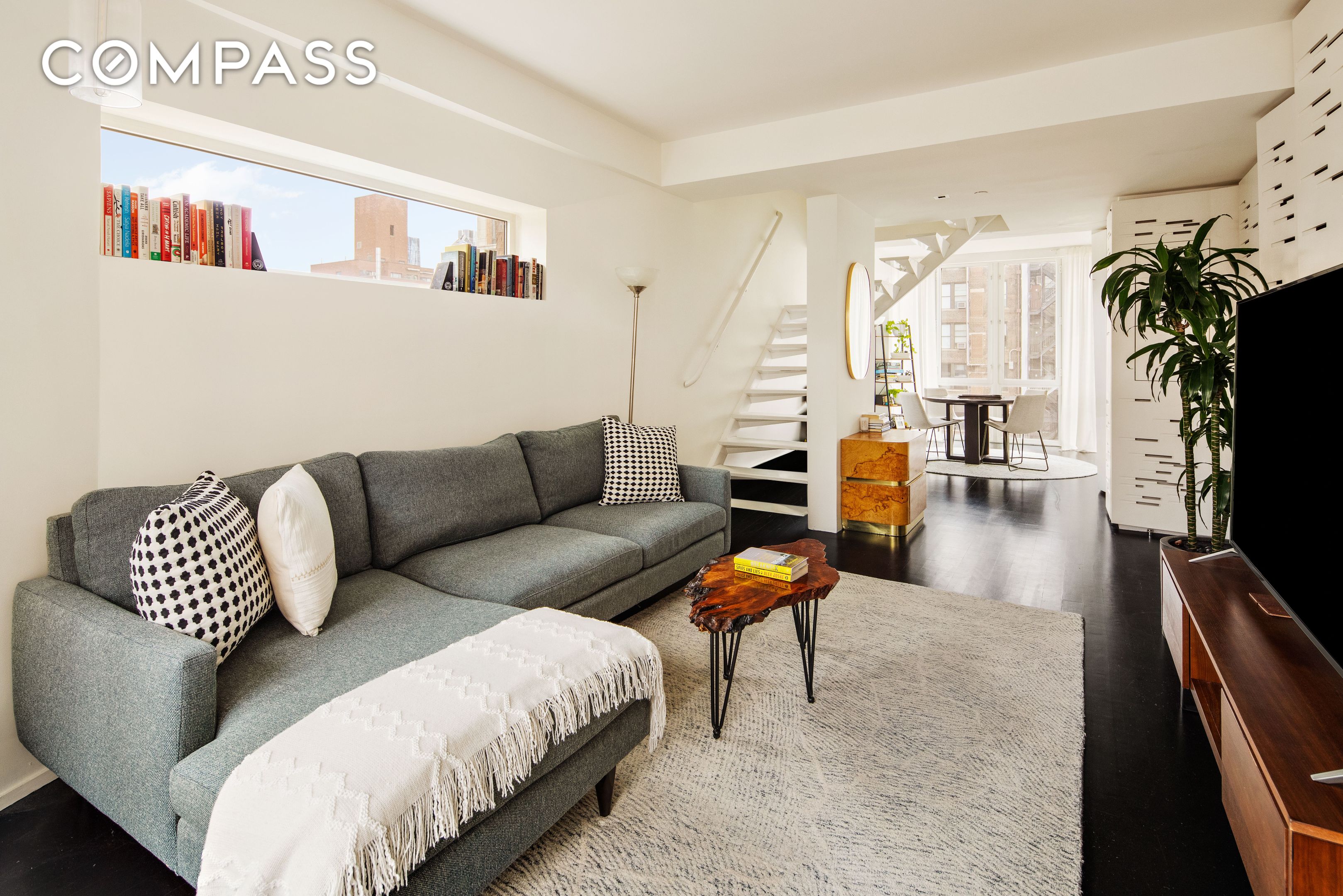 #3 photo, 130 W 20th Street, Chelsea , NY 10011