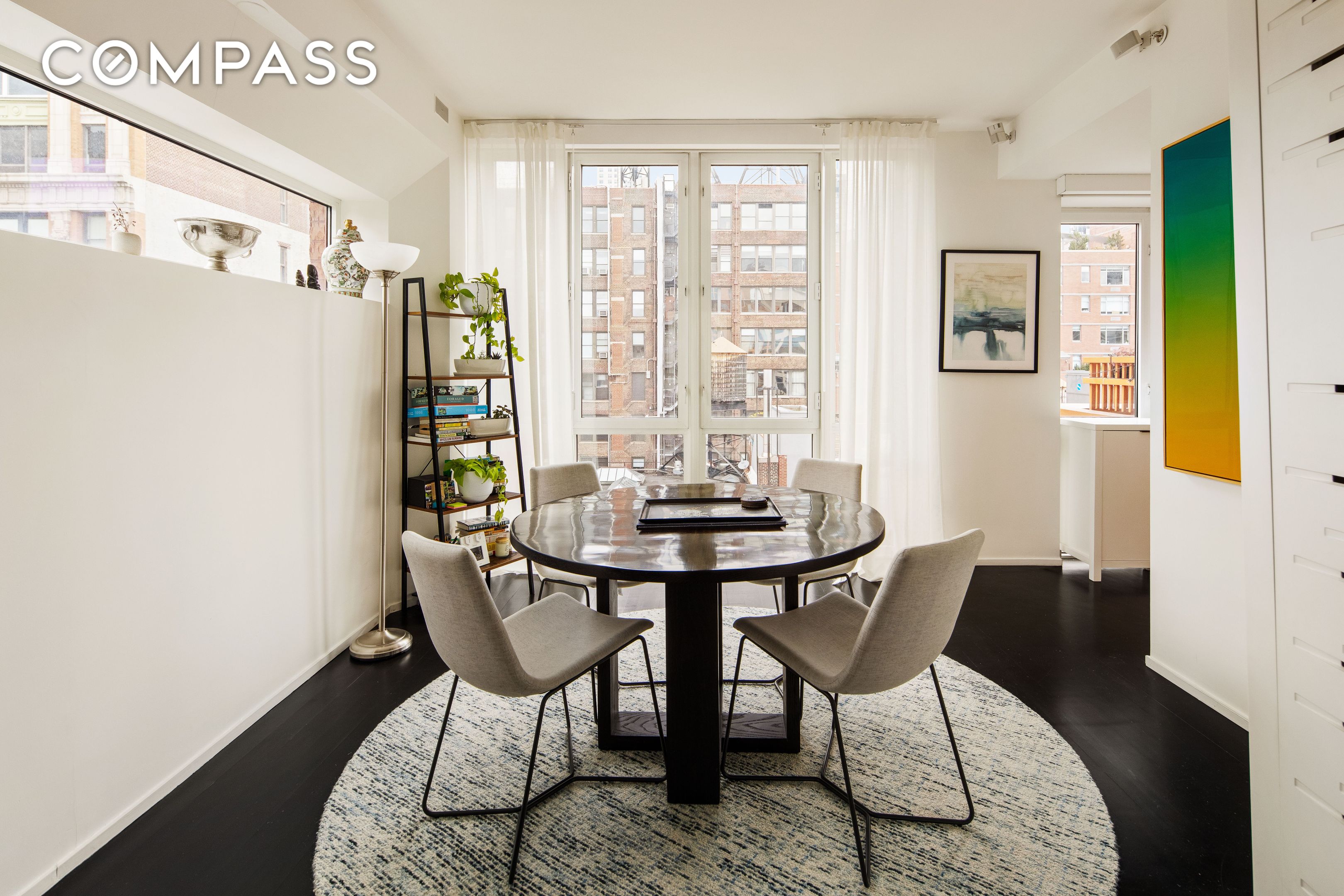 #5 photo, 130 W 20th Street, Chelsea , NY 10011