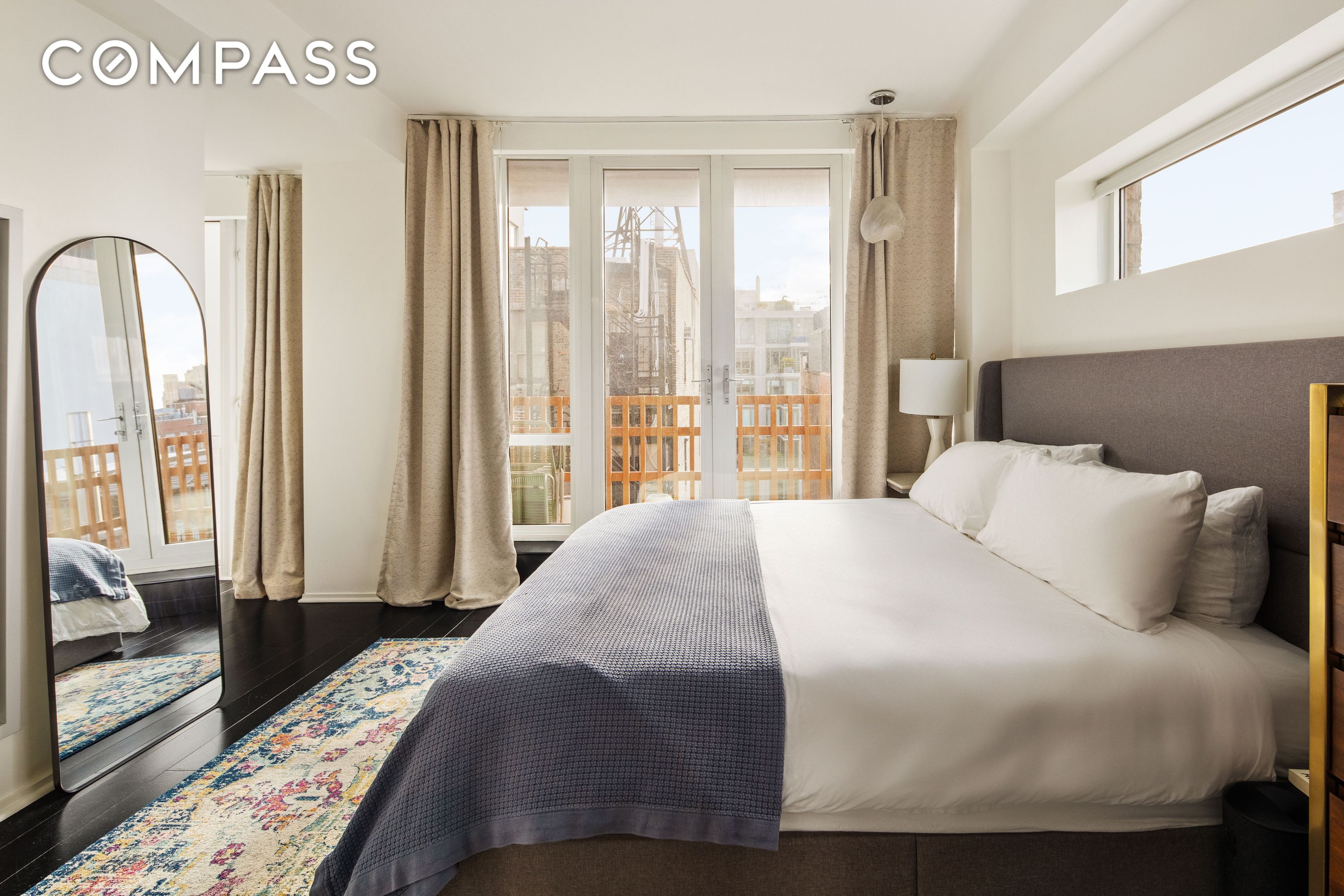 #7 photo, 130 W 20th Street, Chelsea , NY 10011