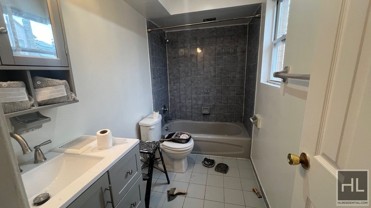 #11 photo, 1081 Schenectady Avenue, Prospect Lefferts Gardens , NY 11203