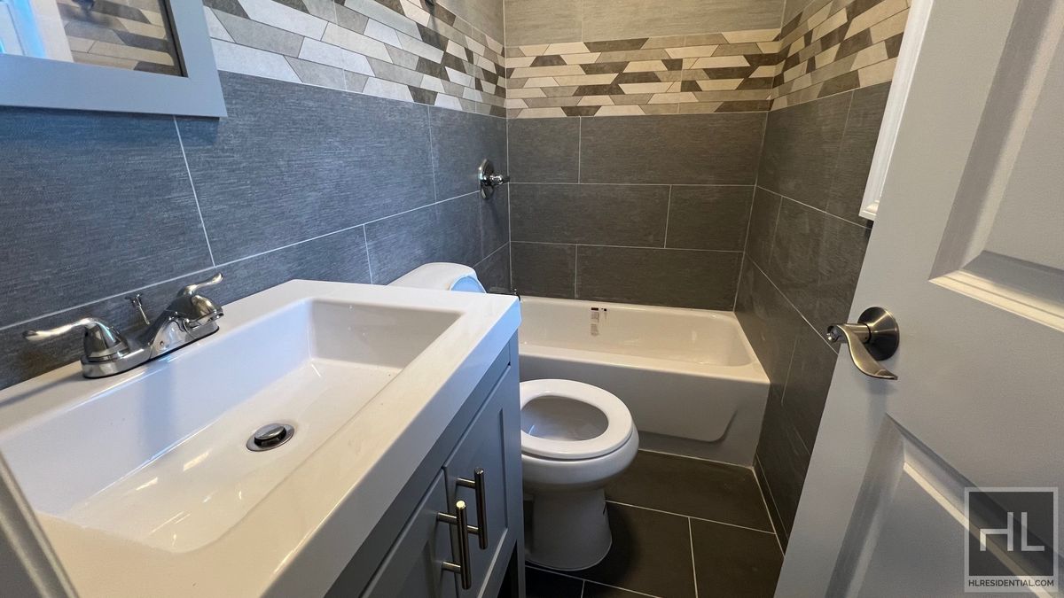 #12 photo, 1081 Schenectady Avenue, Prospect Lefferts Gardens , NY 11203