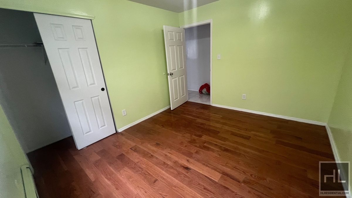 #8 photo, 1081 Schenectady Avenue, Prospect Lefferts Gardens , NY 11203