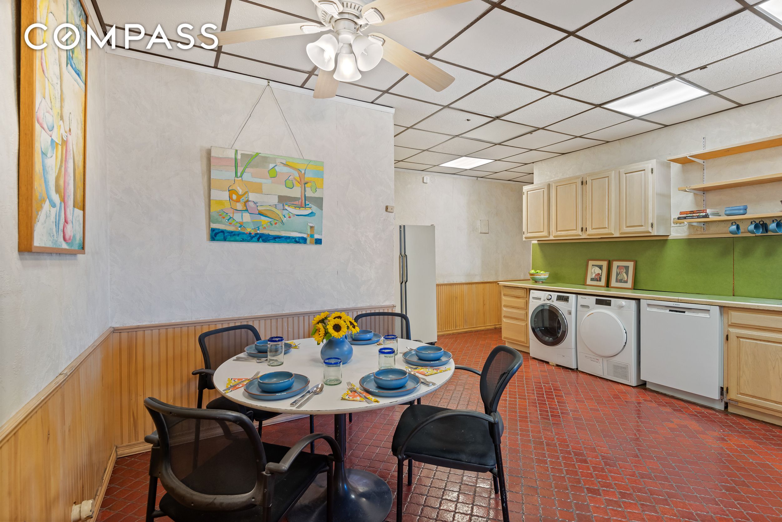 #8 photo, 325 W End Avenue, Upper West Side , NY 10023