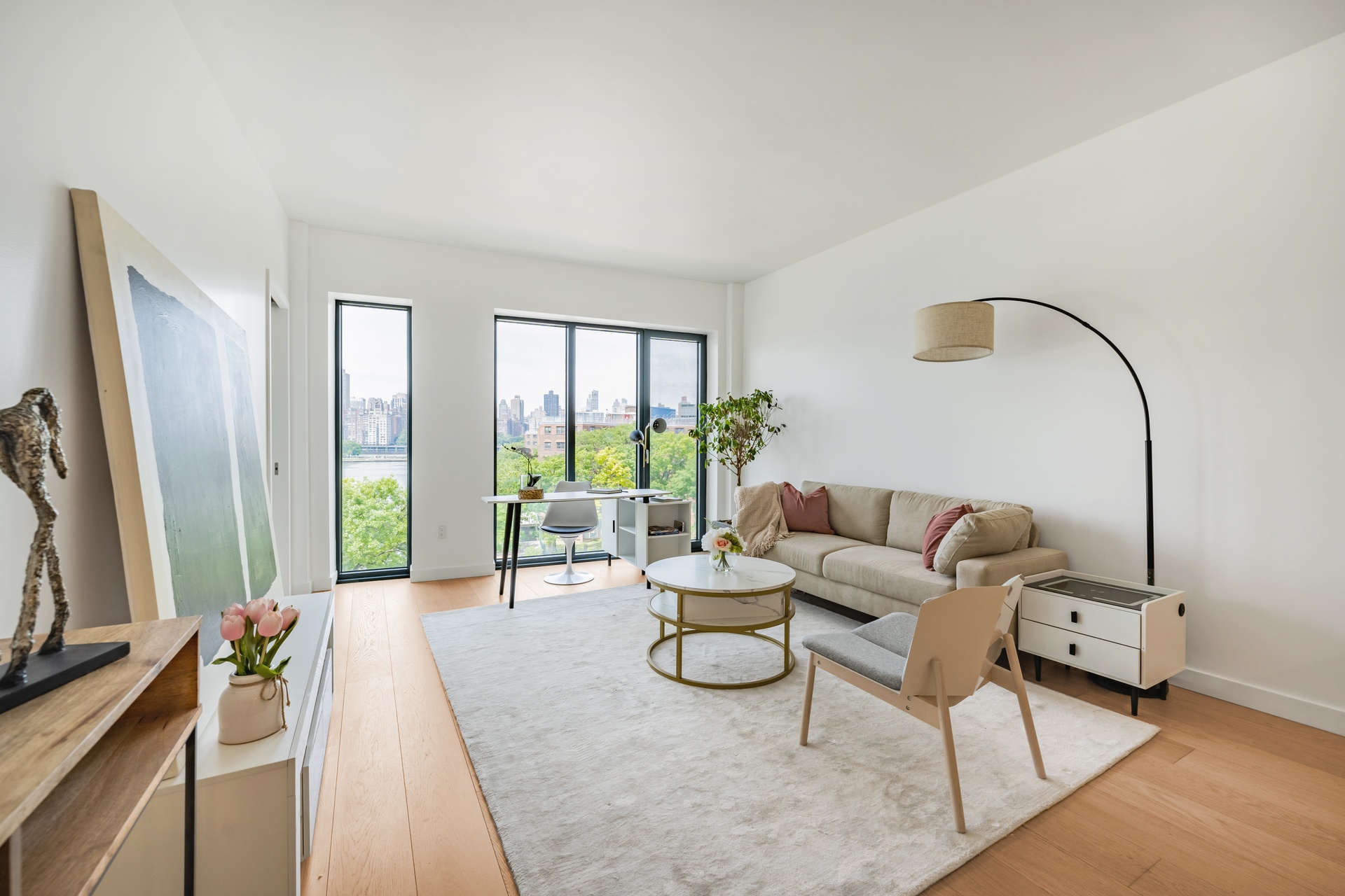 #3 photo, 30-05 Vernon Boulevard, Astoria , NY 11102