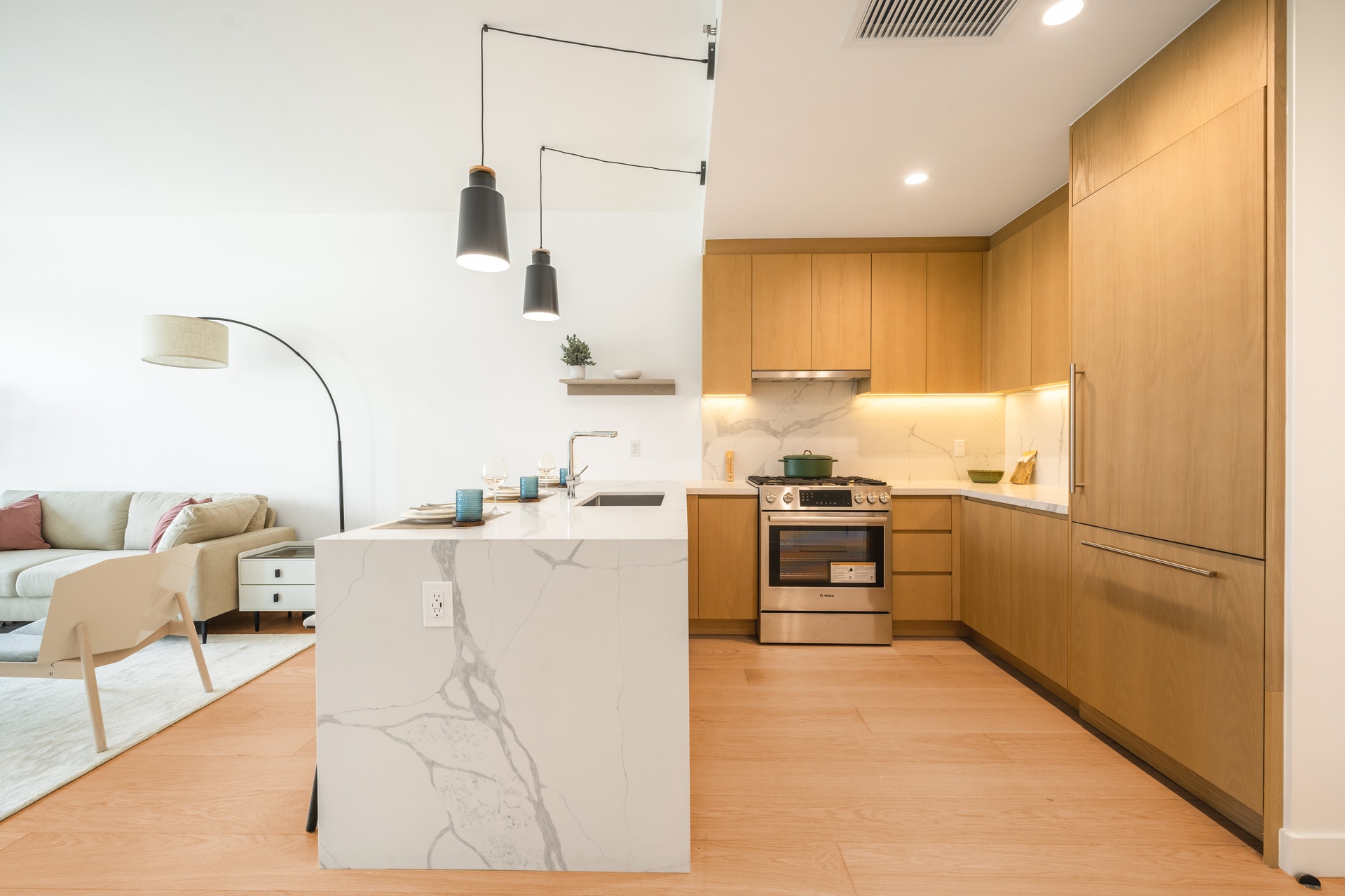 #4 photo, 30-05 Vernon Boulevard, Astoria , NY 11102