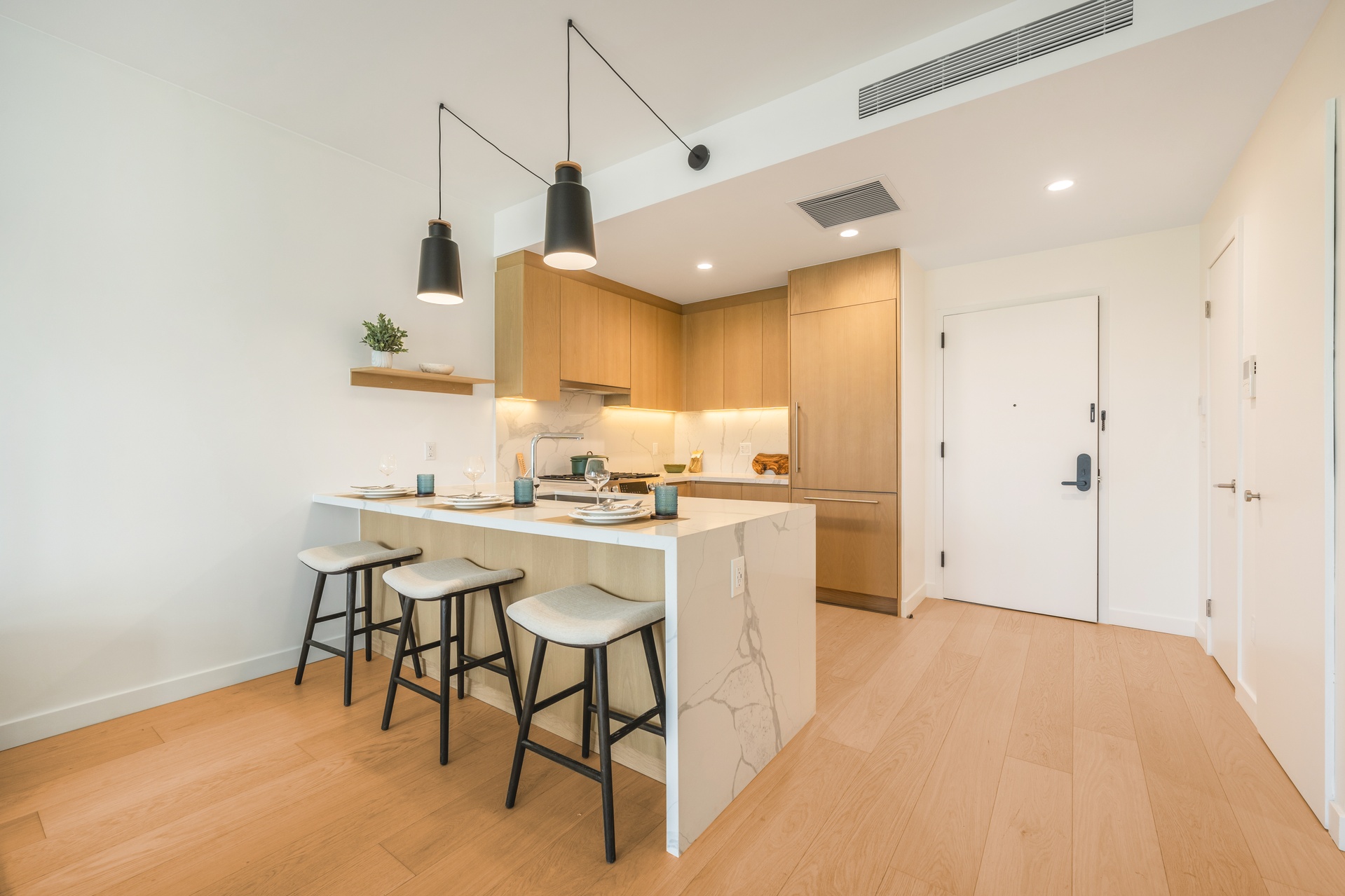 #5 photo, 30-05 Vernon Boulevard, Astoria , NY 11102