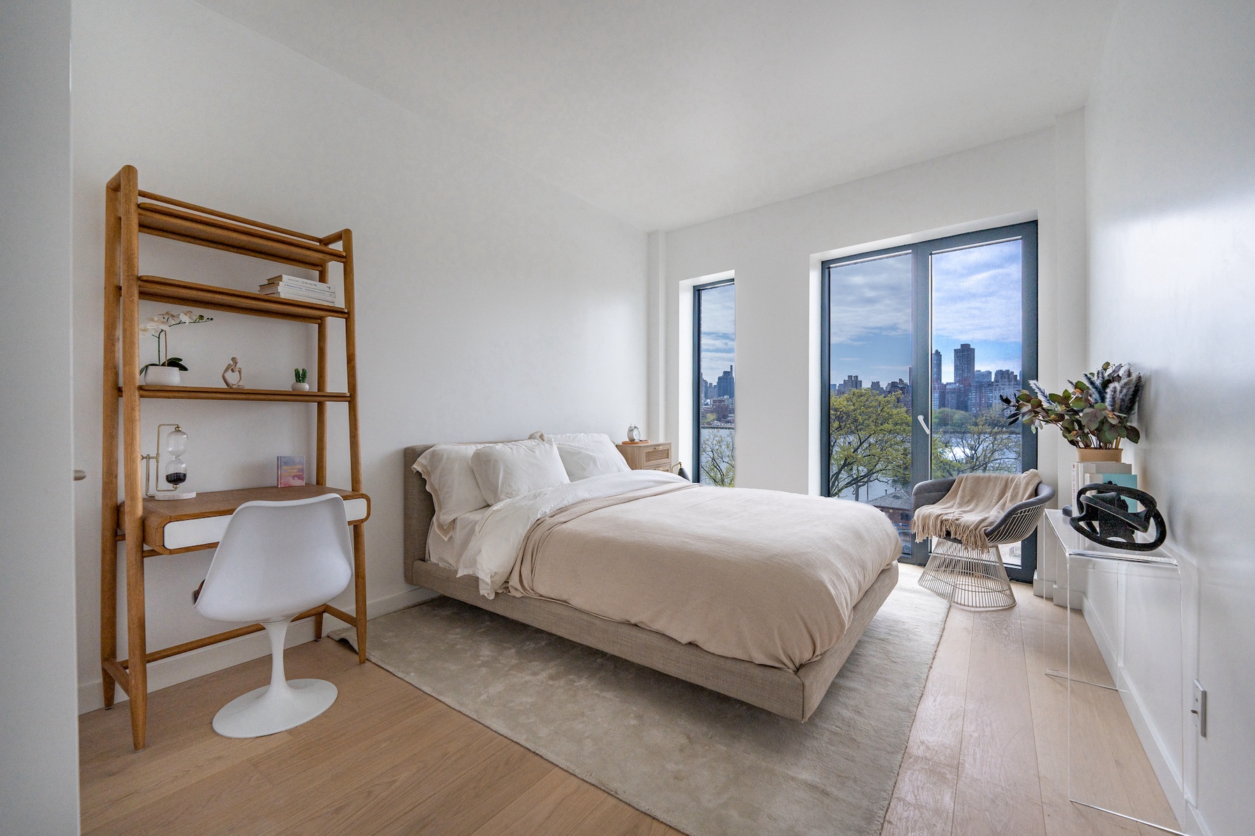 #11 photo, 30-05 Vernon Boulevard, Astoria , NY 11102