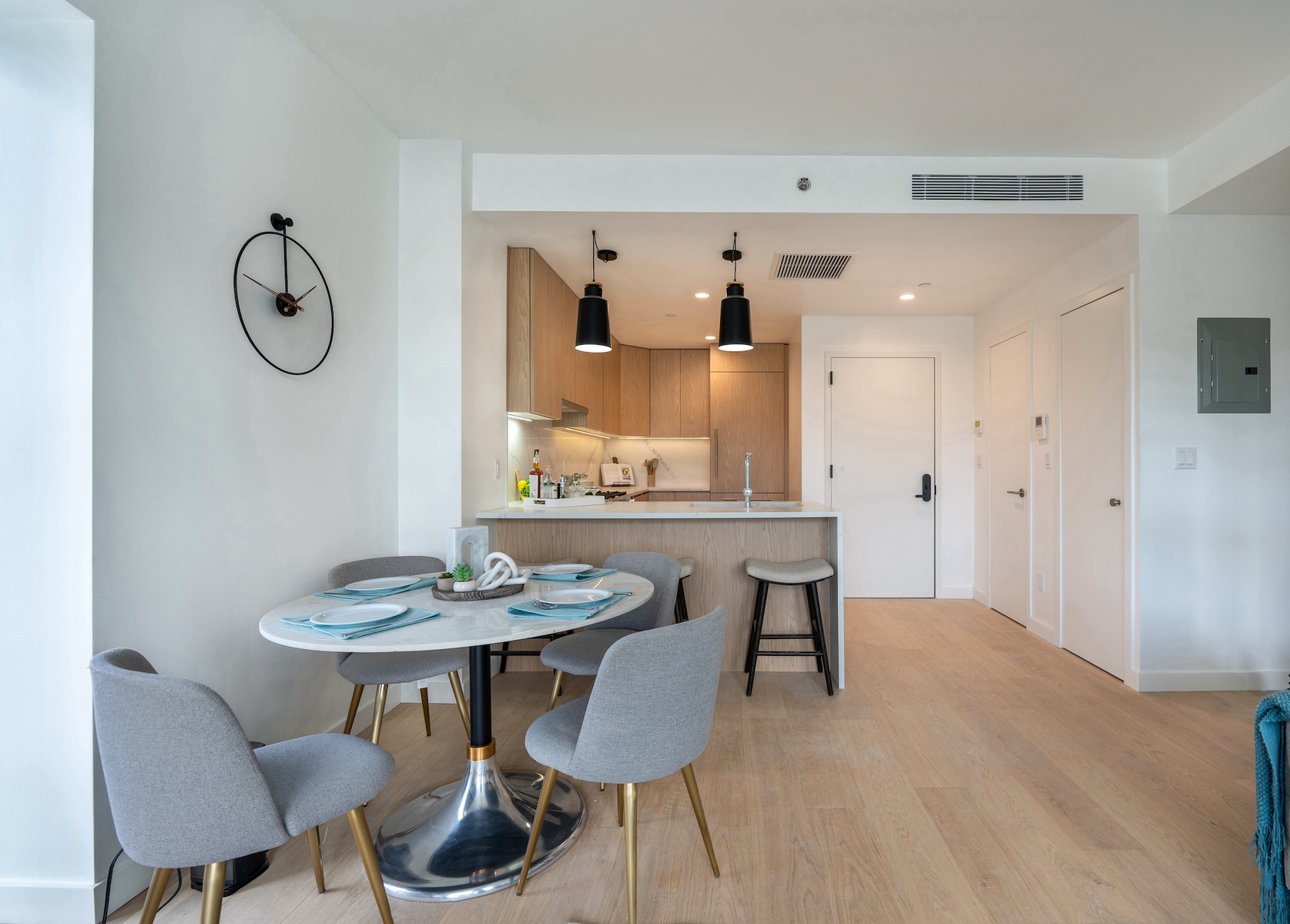 #9 photo, 30-05 Vernon Boulevard, Astoria , NY 11102