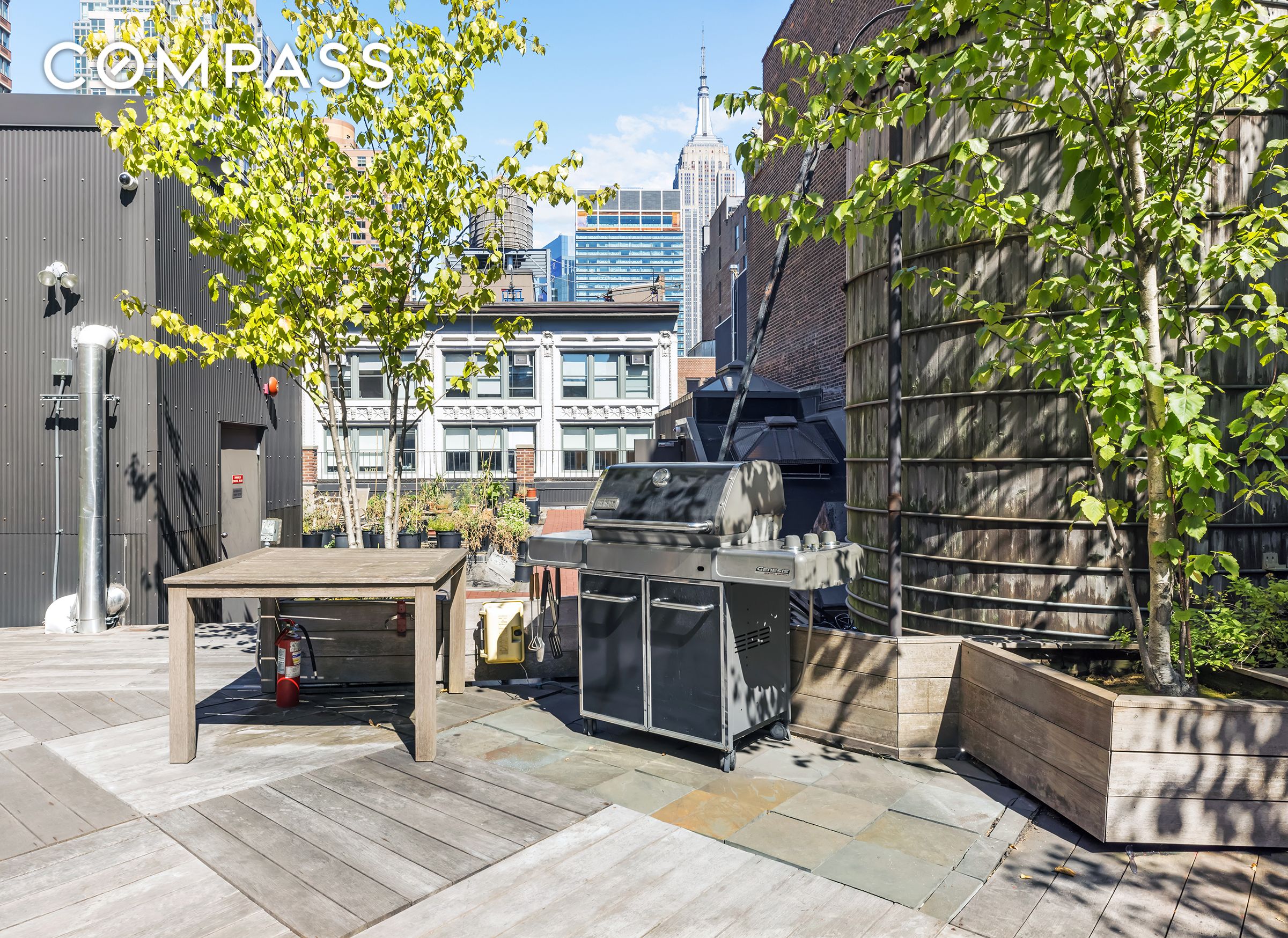 #18 photo, 40 W 24th Street, Flatiron , NY 10010