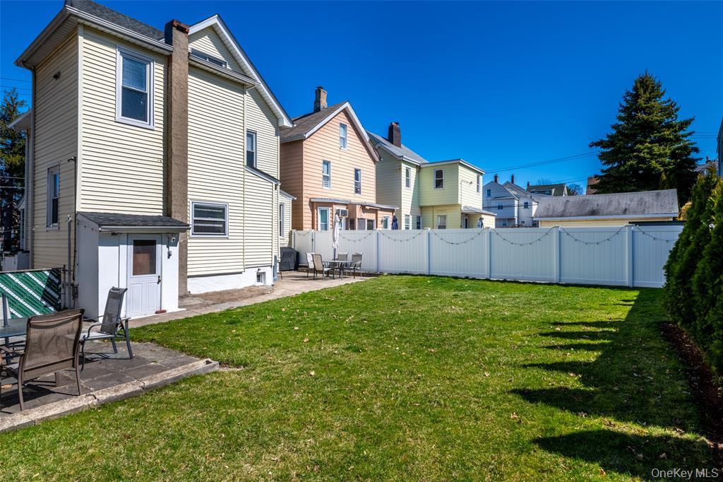 #17 photo, 92 Washington Avenue, New Rochelle , NY 10801