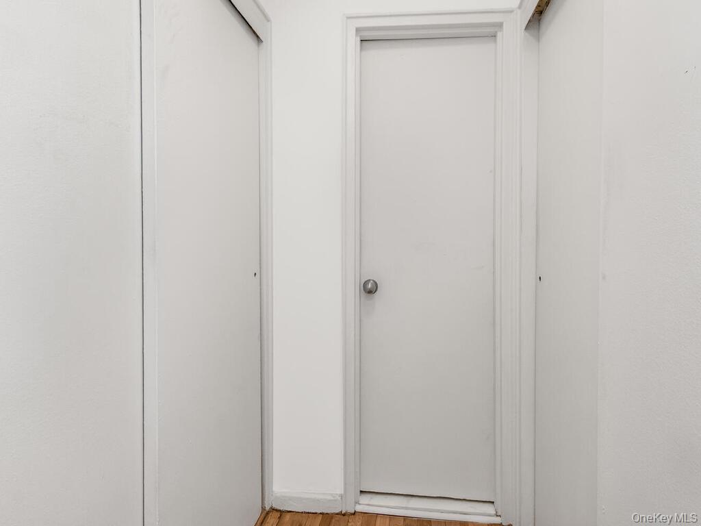 #13 photo, 2165 Matthews Avenue, 브롱크스 Bronx , NY 10462