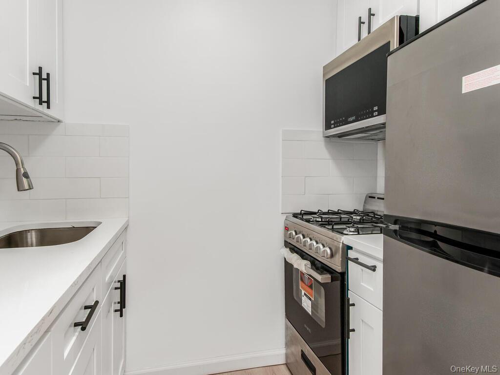 #3 photo, 2165 Matthews Avenue, 브롱크스 Bronx , NY 10462