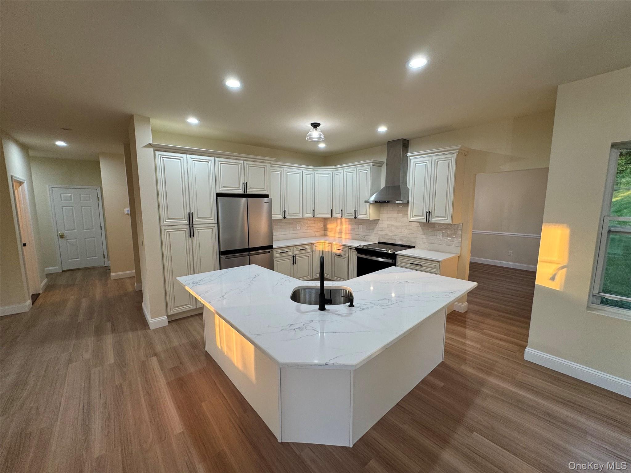 #1 photo, 12 Dodge Street, 뉴욕주 Poughquag , NY 12570