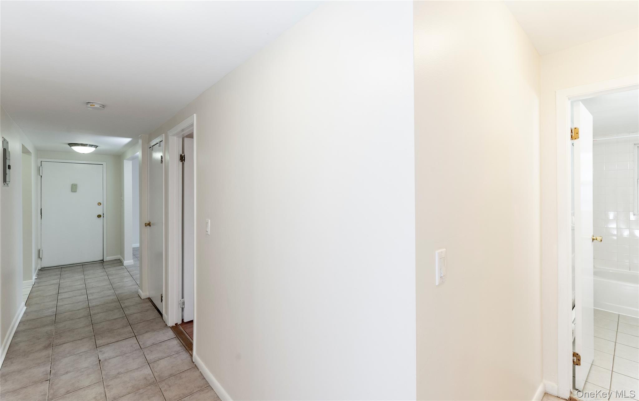 #8 photo, 100 DOWD Street, 纽约州 Haverstraw , NY 10927