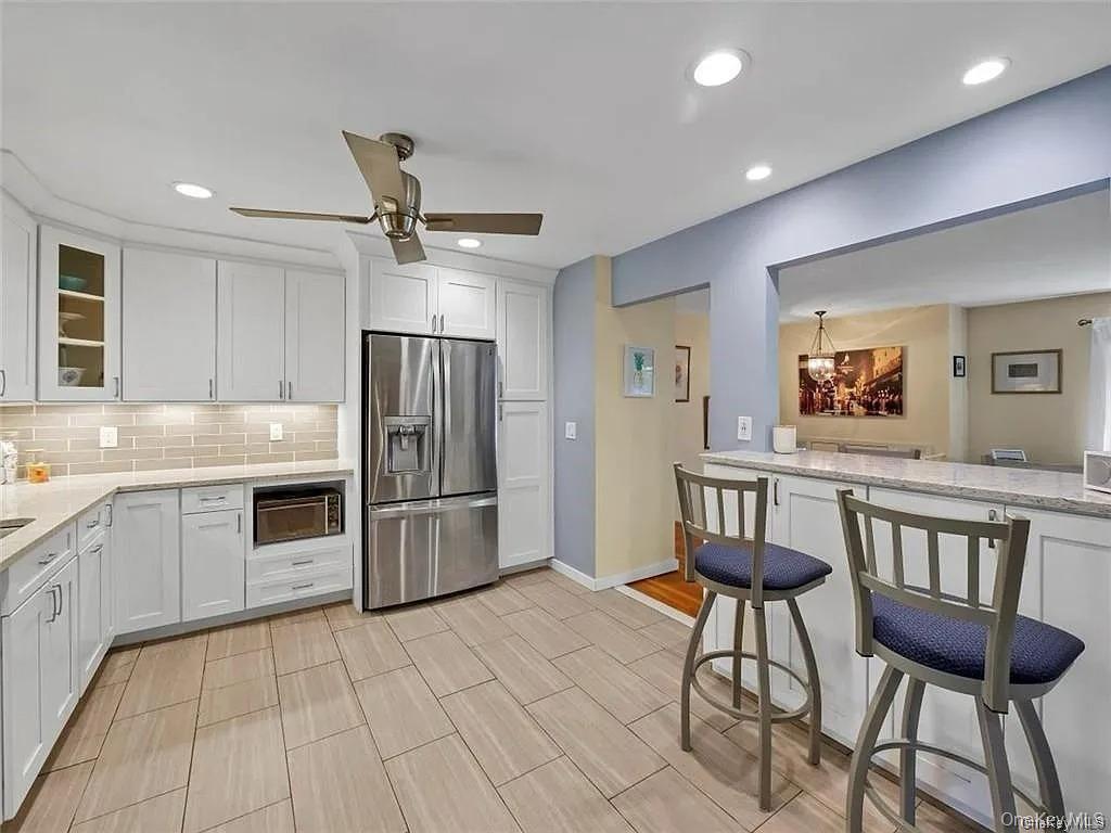 #10 photo, 5 Van Gogh Lane, Airmont , NY 10901