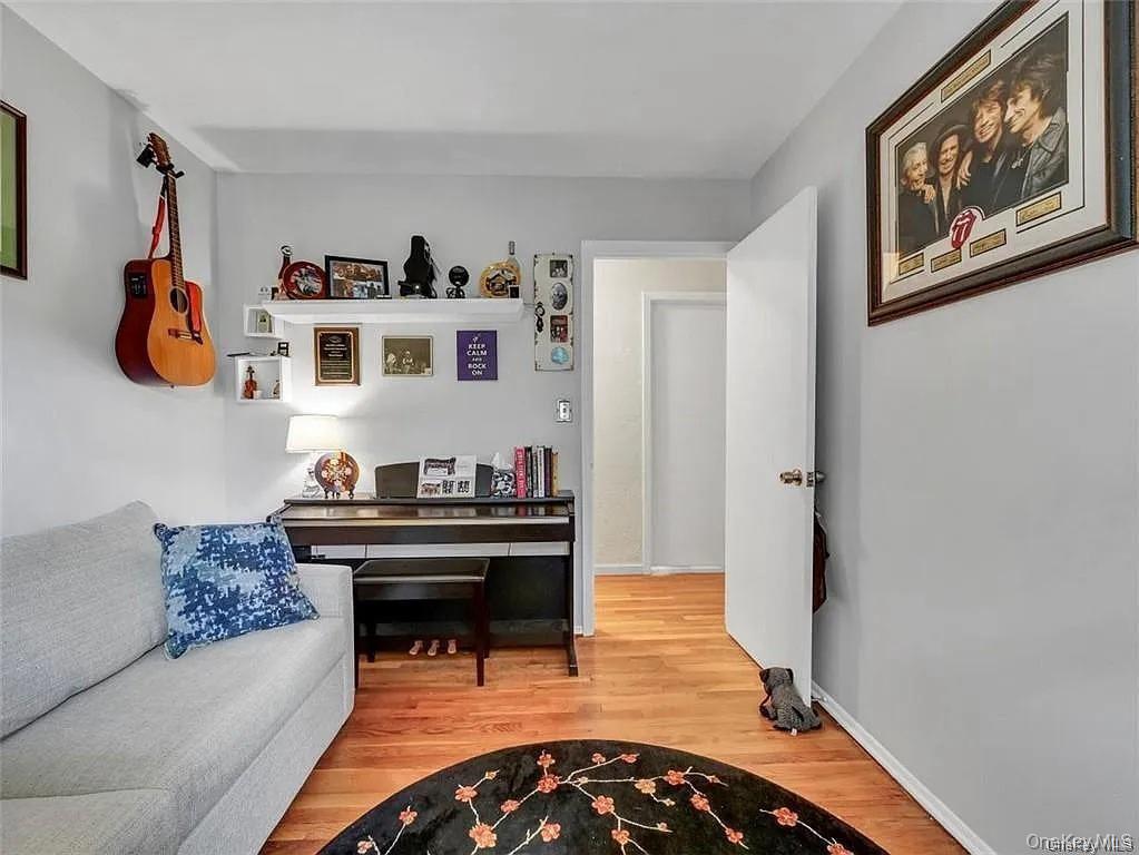 #15 photo, 5 Van Gogh Lane, Airmont , NY 10901