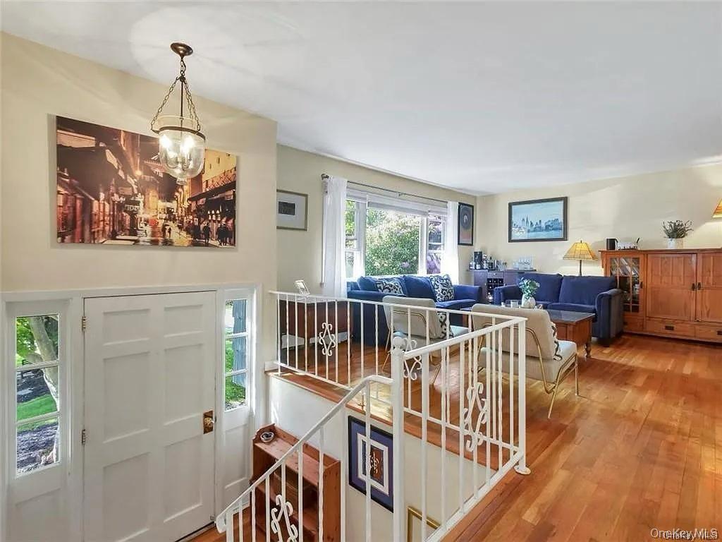 #3 photo, 5 Van Gogh Lane, Airmont , NY 10901