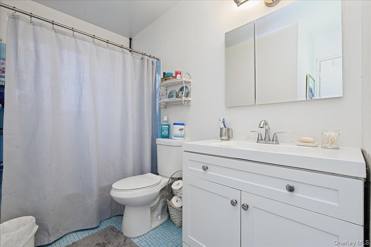 #16 photo, 122 Haypath Road, Нассау ‖ Bethpage , NY 11714