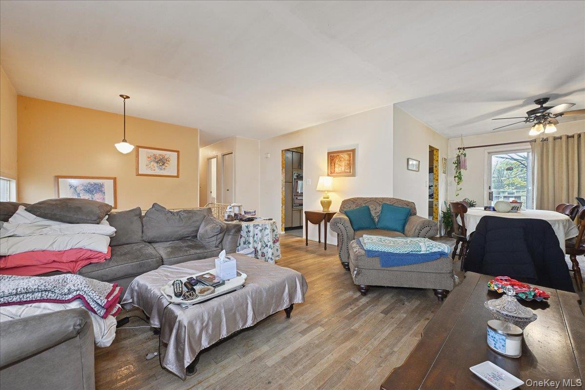 #6 photo, 122 Haypath Road, Нассау ‖ Bethpage , NY 11714