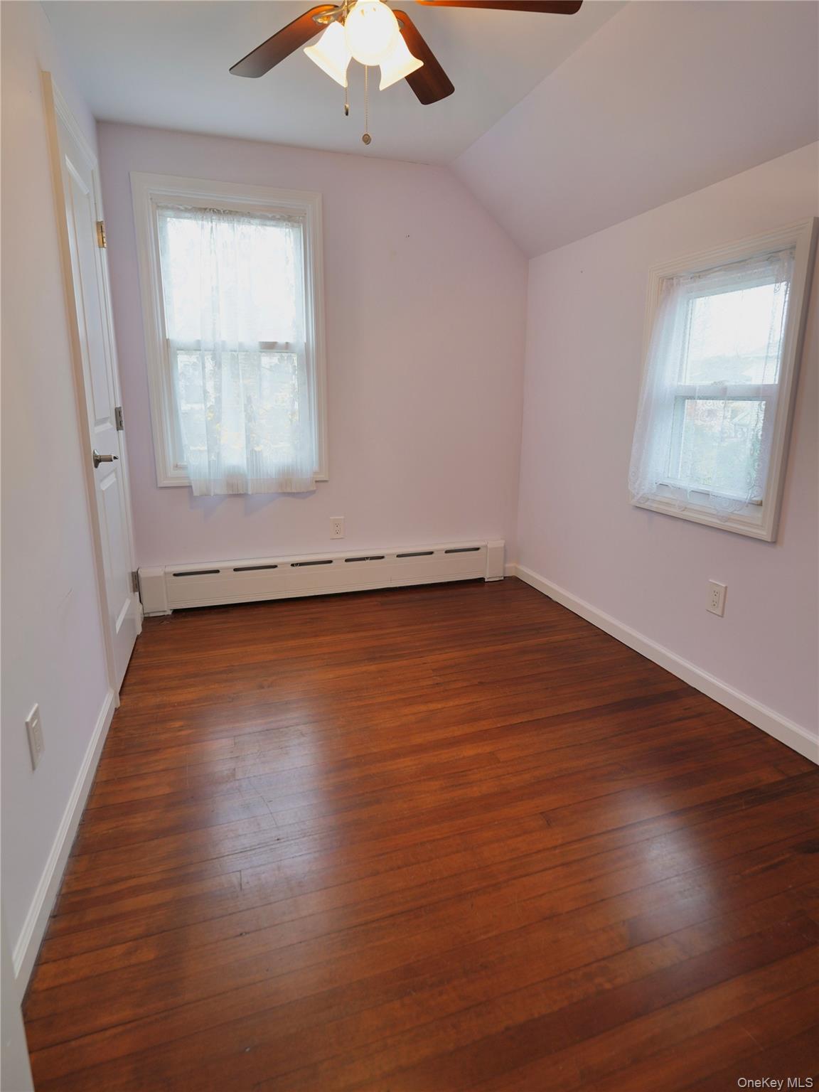 #11 photo, 5 Ashwood Road, 롱 아일랜드 Port Washington , NY 11050