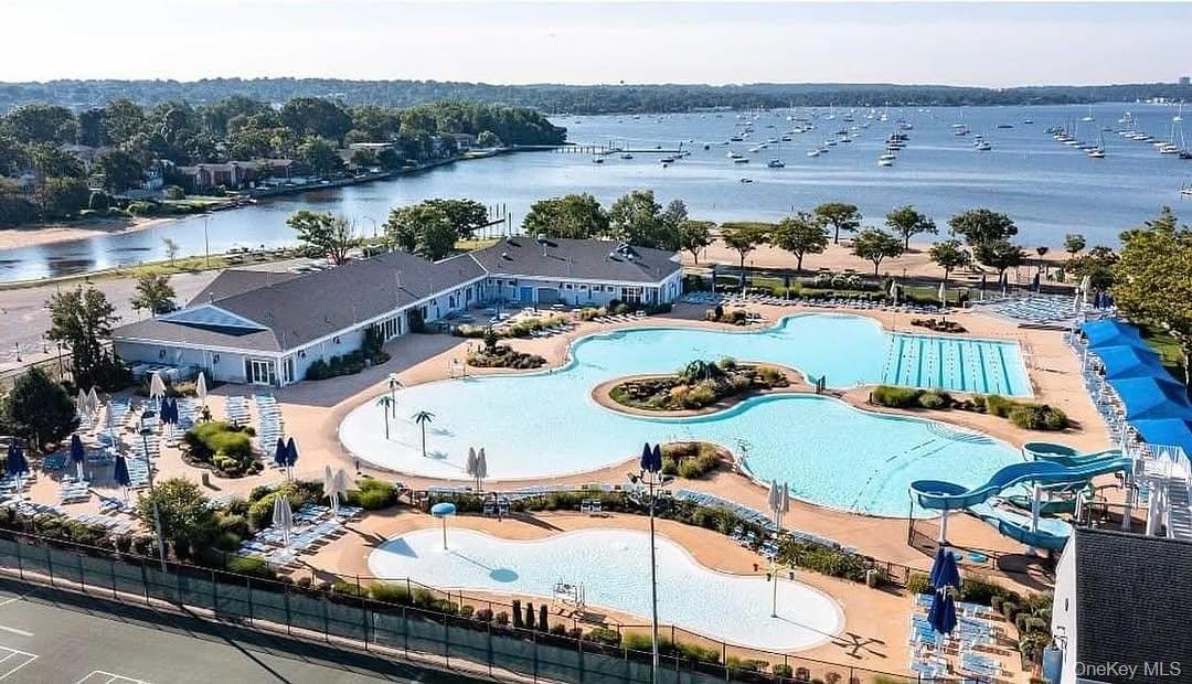 #16 photo, 5 Ashwood Road, 롱 아일랜드 Port Washington , NY 11050