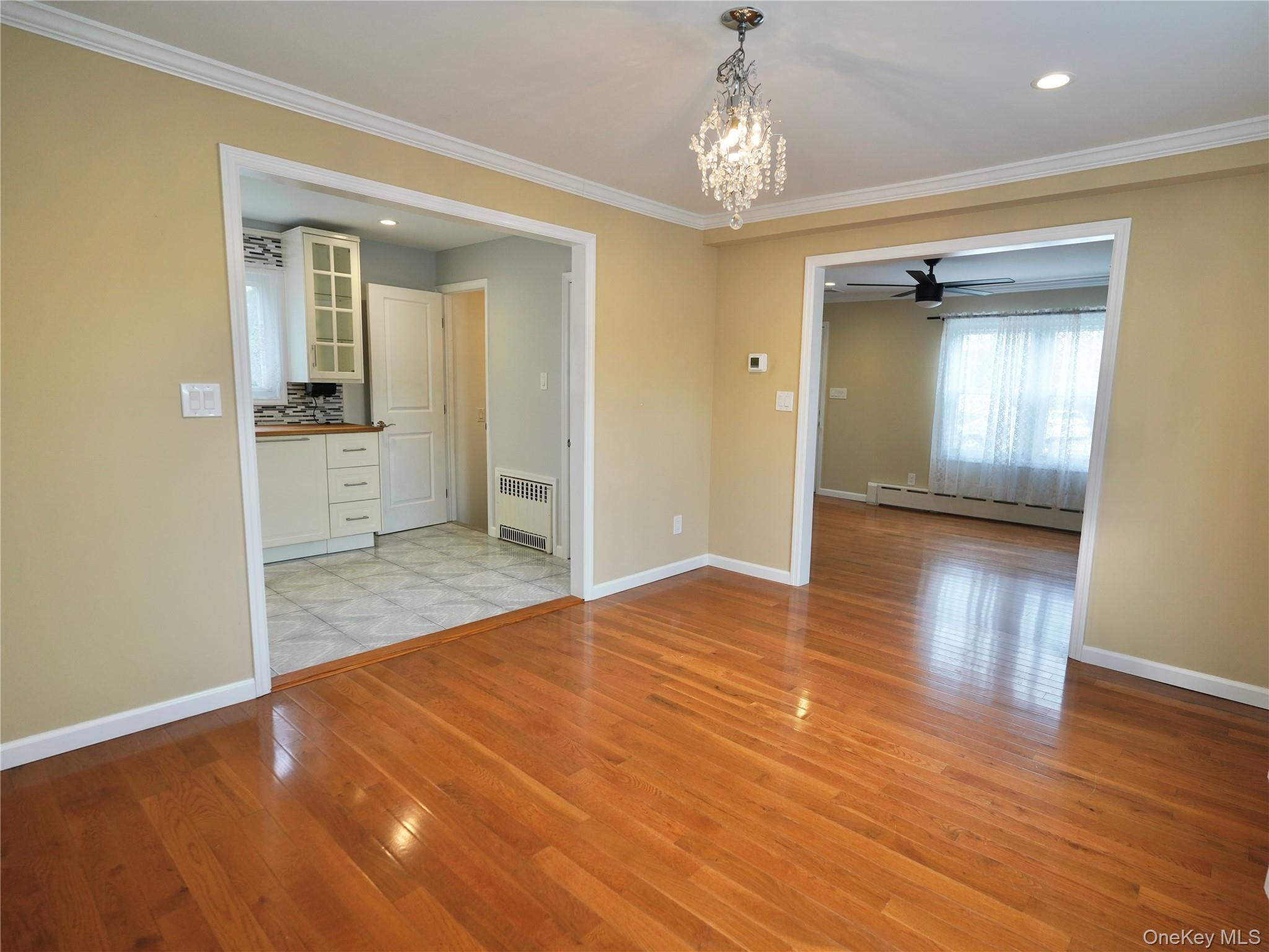 #4 photo, 5 Ashwood Road, 롱 아일랜드 Port Washington , NY 11050