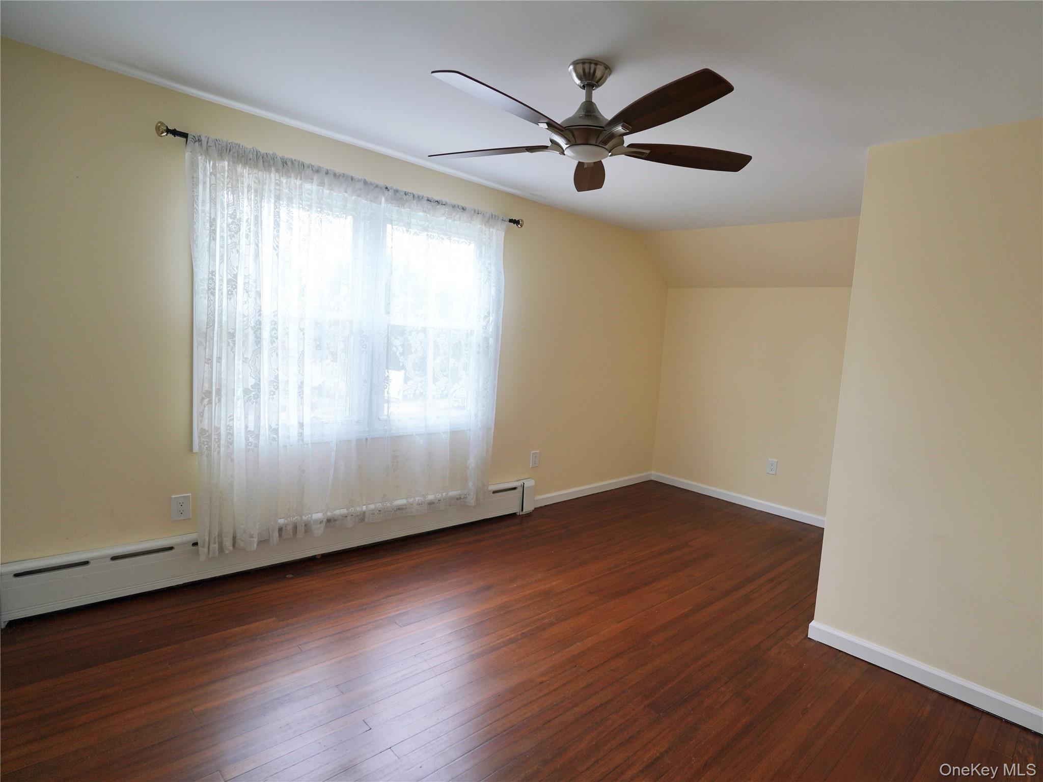 #9 photo, 5 Ashwood Road, 롱 아일랜드 Port Washington , NY 11050