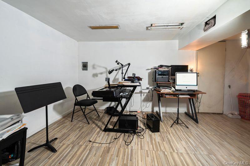 #16 photo, 727 Euclid Avenue, Бруклин ‖ Brooklyn , NY 11208