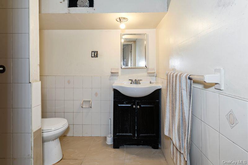 #17 photo, 727 Euclid Avenue, Бруклин ‖ Brooklyn , NY 11208