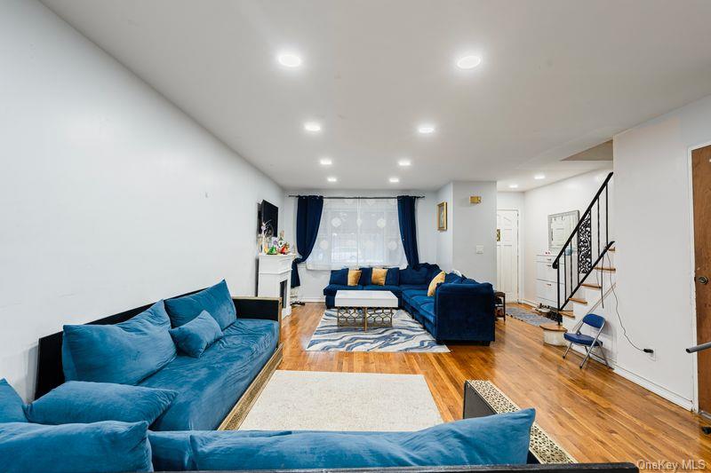 #3 photo, 727 Euclid Avenue, Бруклин ‖ Brooklyn , NY 11208