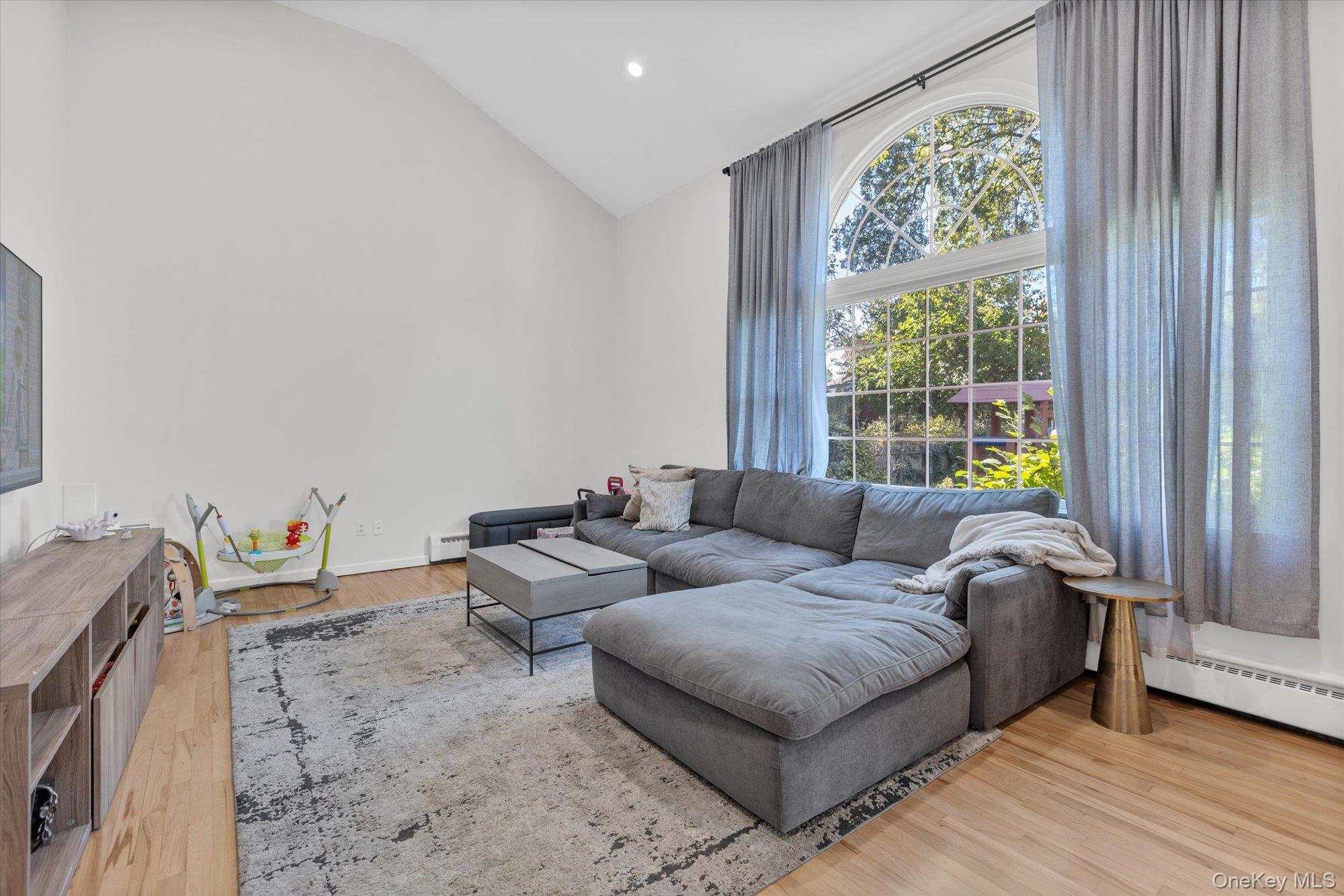 #4 photo, 23 Skyview Place, 东长岛 梅尔维尔 Melville , NY 11747