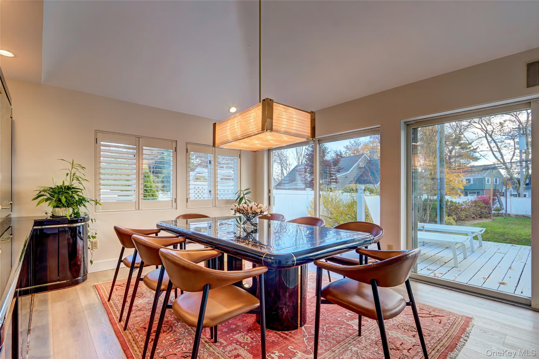 #8 photo, 12 Combes Avenue, 长岛 Rockville Centre , NY 11570