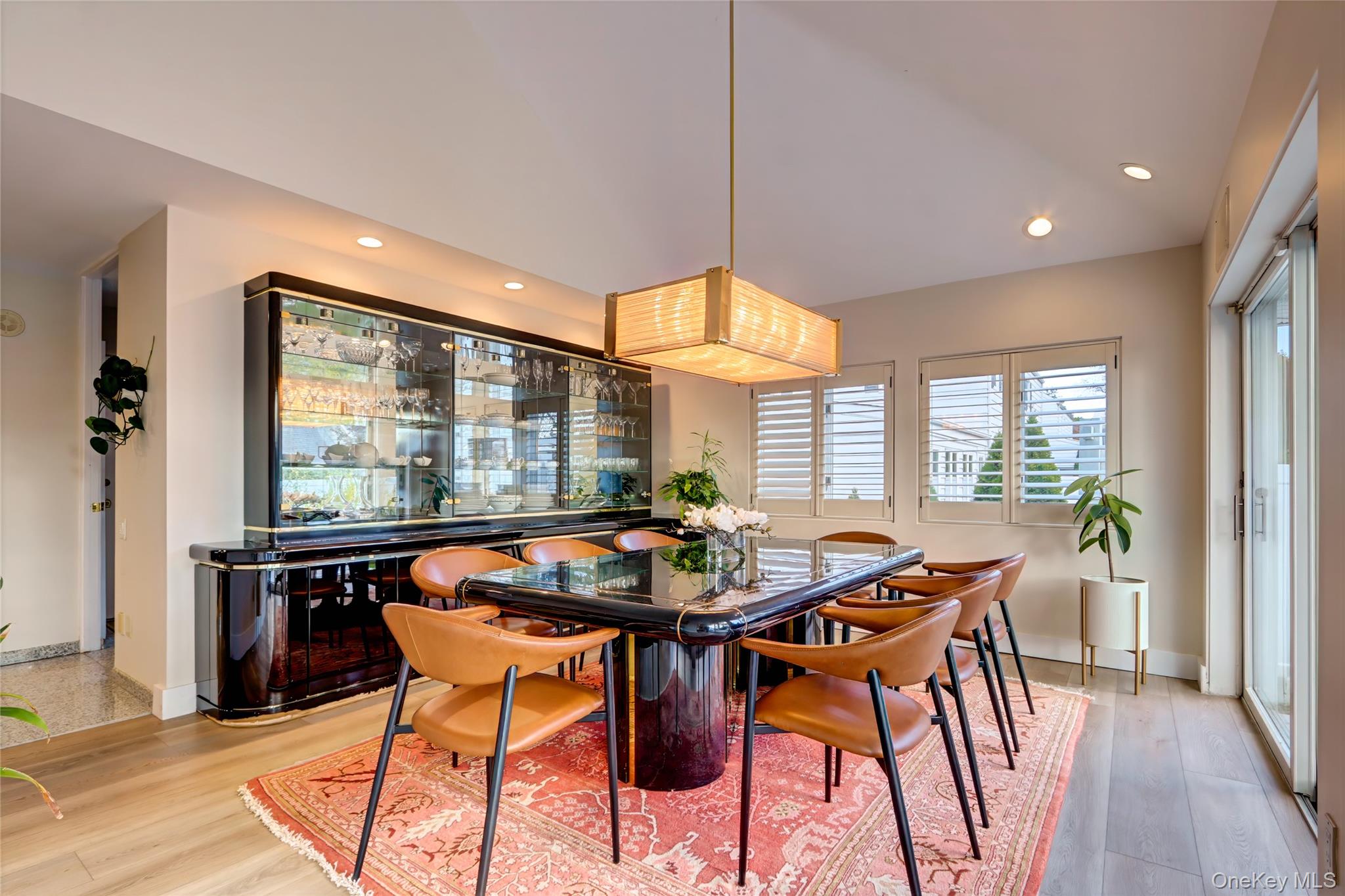 #9 photo, 12 Combes Avenue, 长岛 Rockville Centre , NY 11570