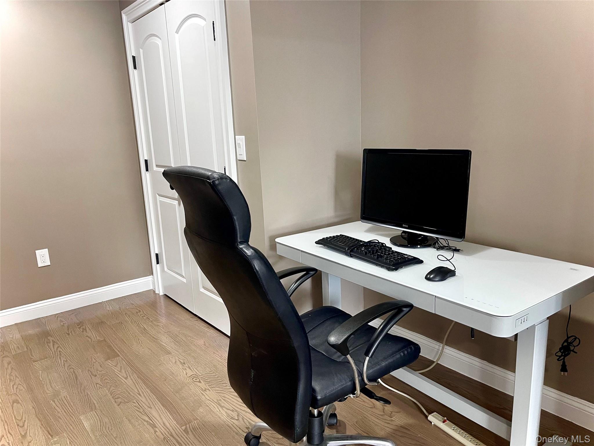 #15 photo, 91 E Fulton Street, Long Beach , NY 11561