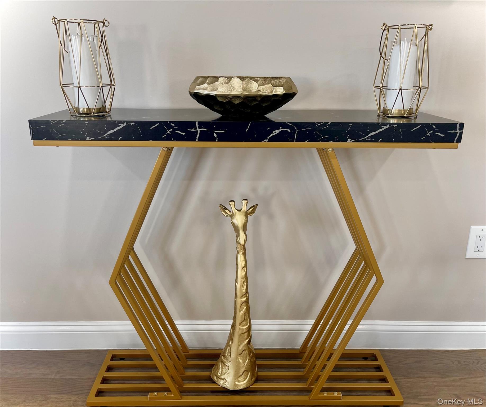 #4 photo, 91 E Fulton Street, Long Beach , NY 11561