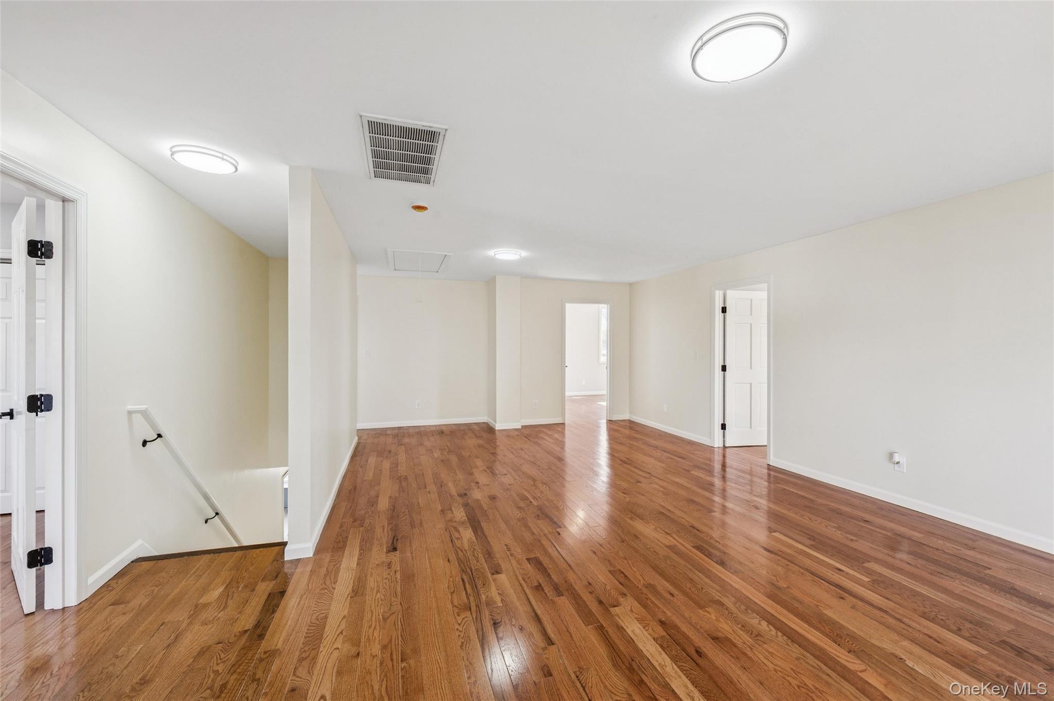 #20 photo, 244 water Lane, Wantagh , NY 11793