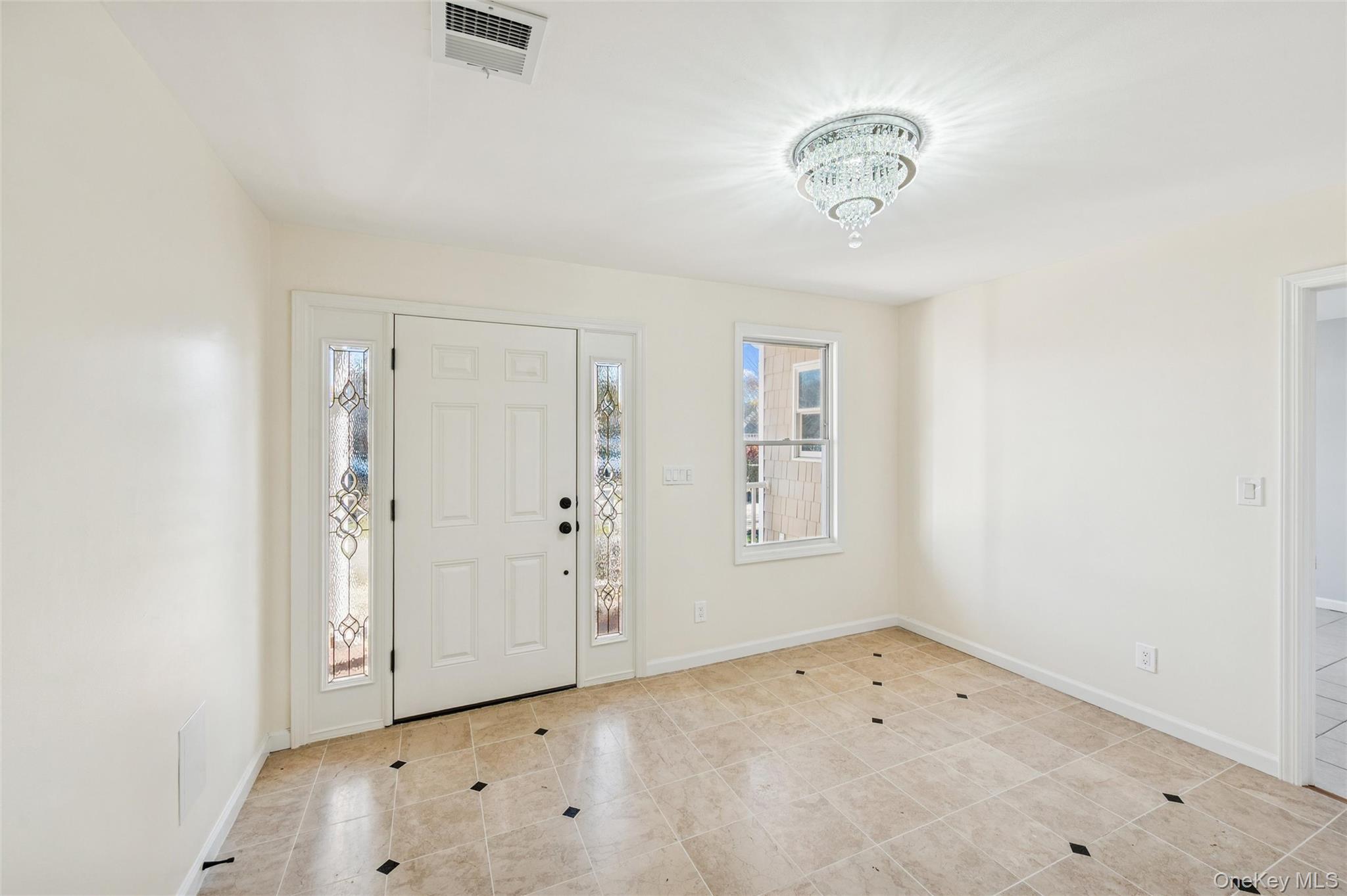 #5 photo, 244 water Lane, Wantagh , NY 11793