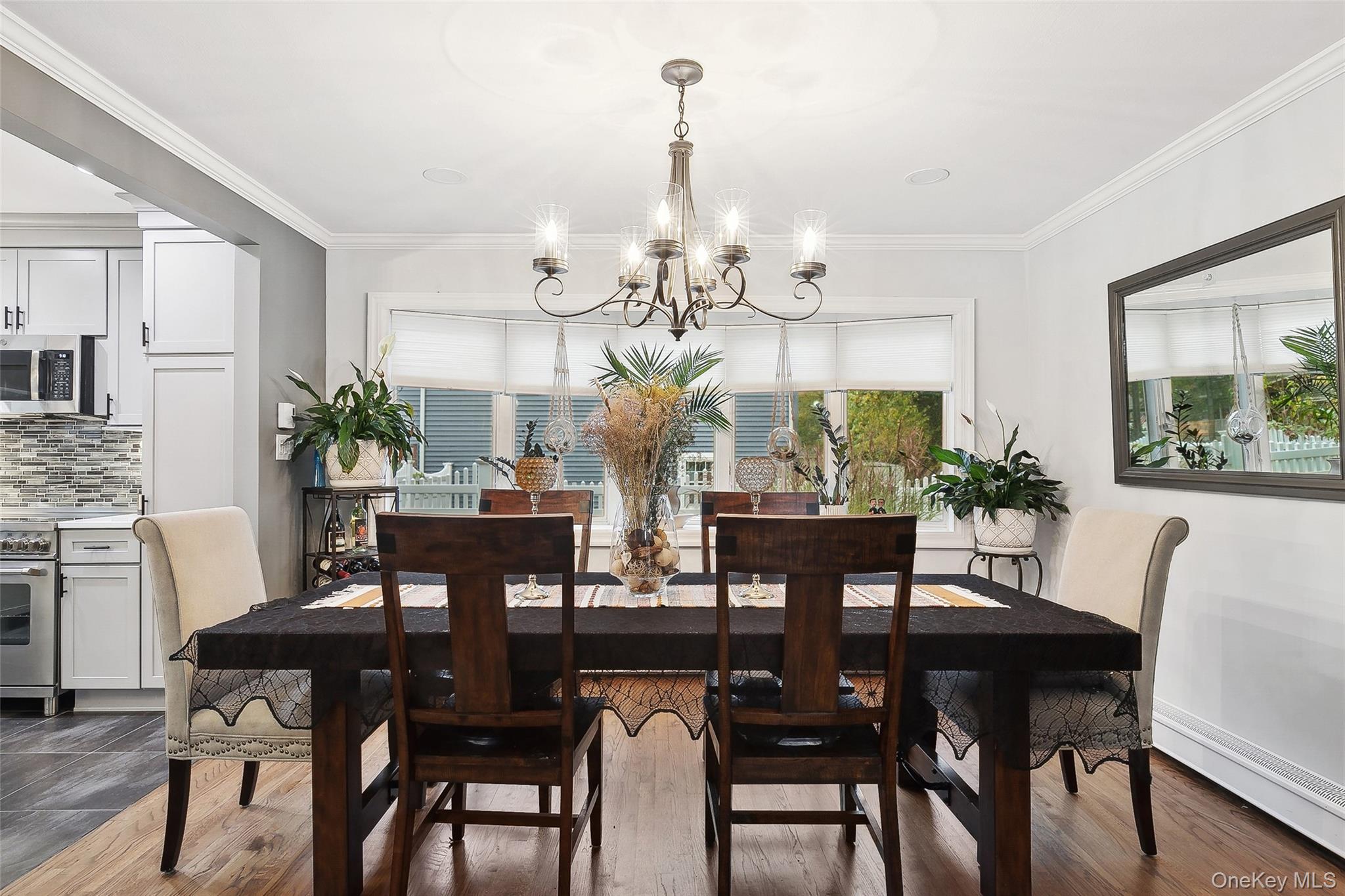 #15 photo, 241 N Hamilton Avenue, Lindenhurst , NY 11757