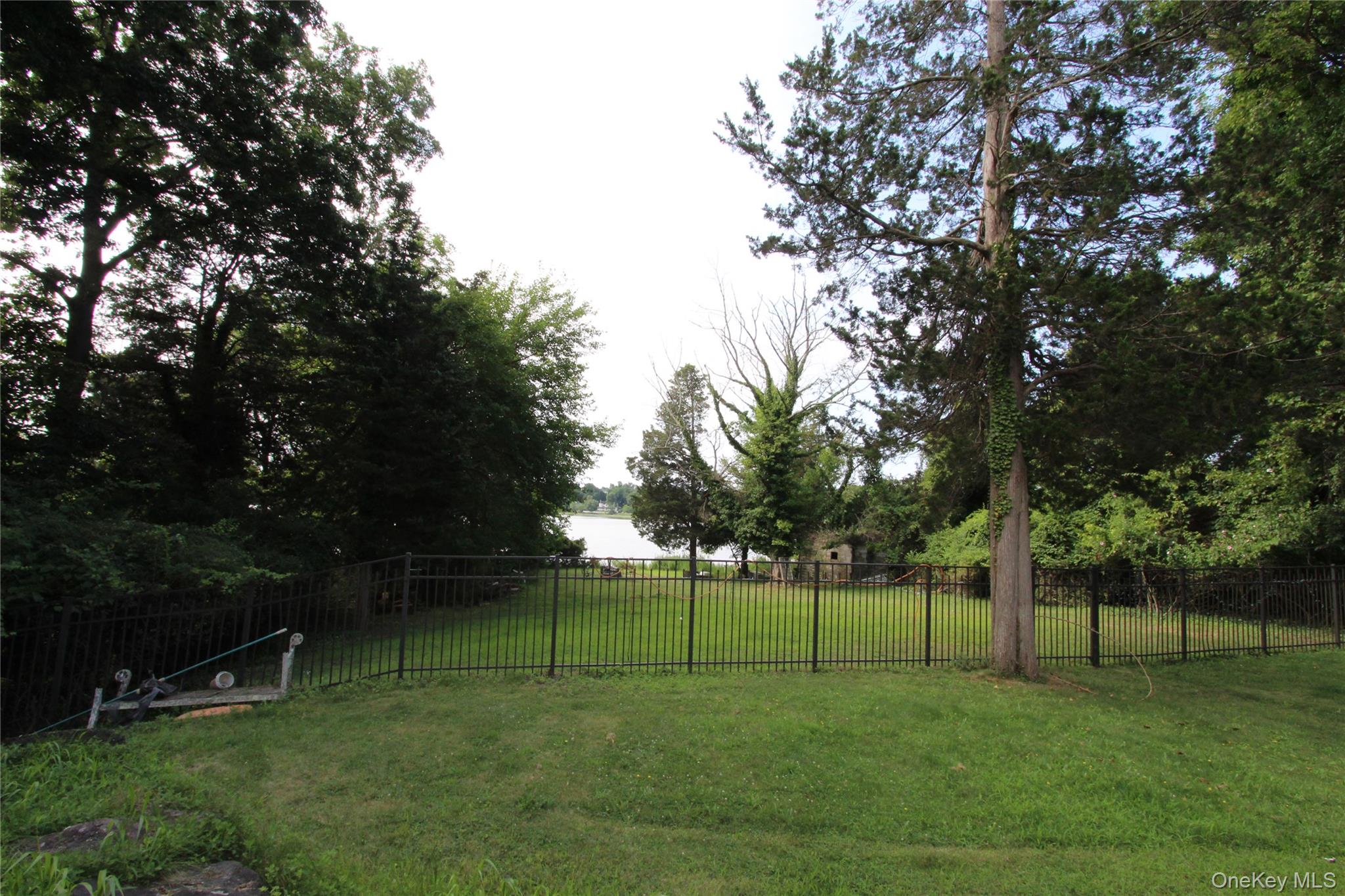 #12 photo, 59 Dyke Road, 东长岛 East Setauket , NY 11733