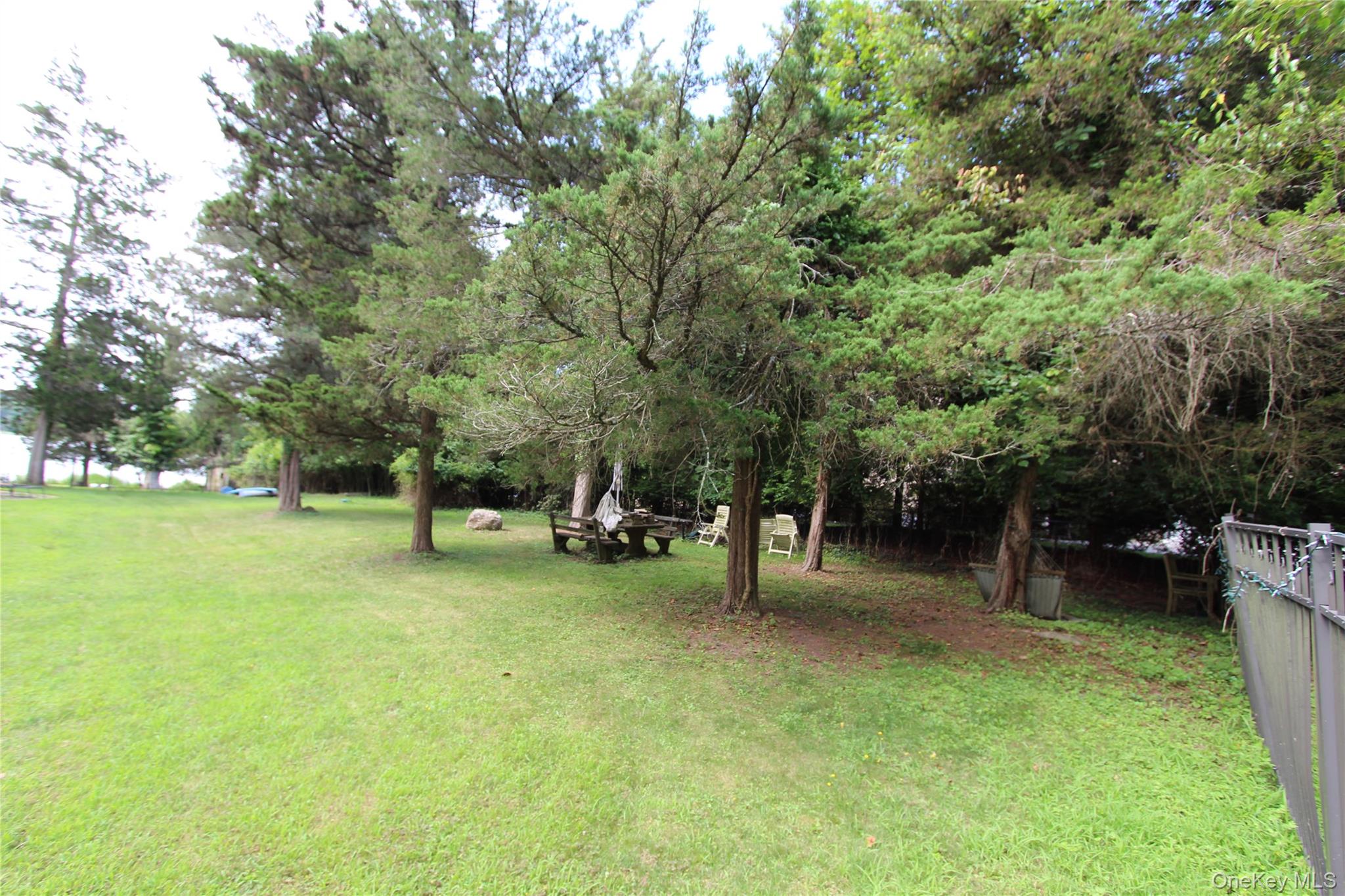 #13 photo, 59 Dyke Road, 东长岛 East Setauket , NY 11733