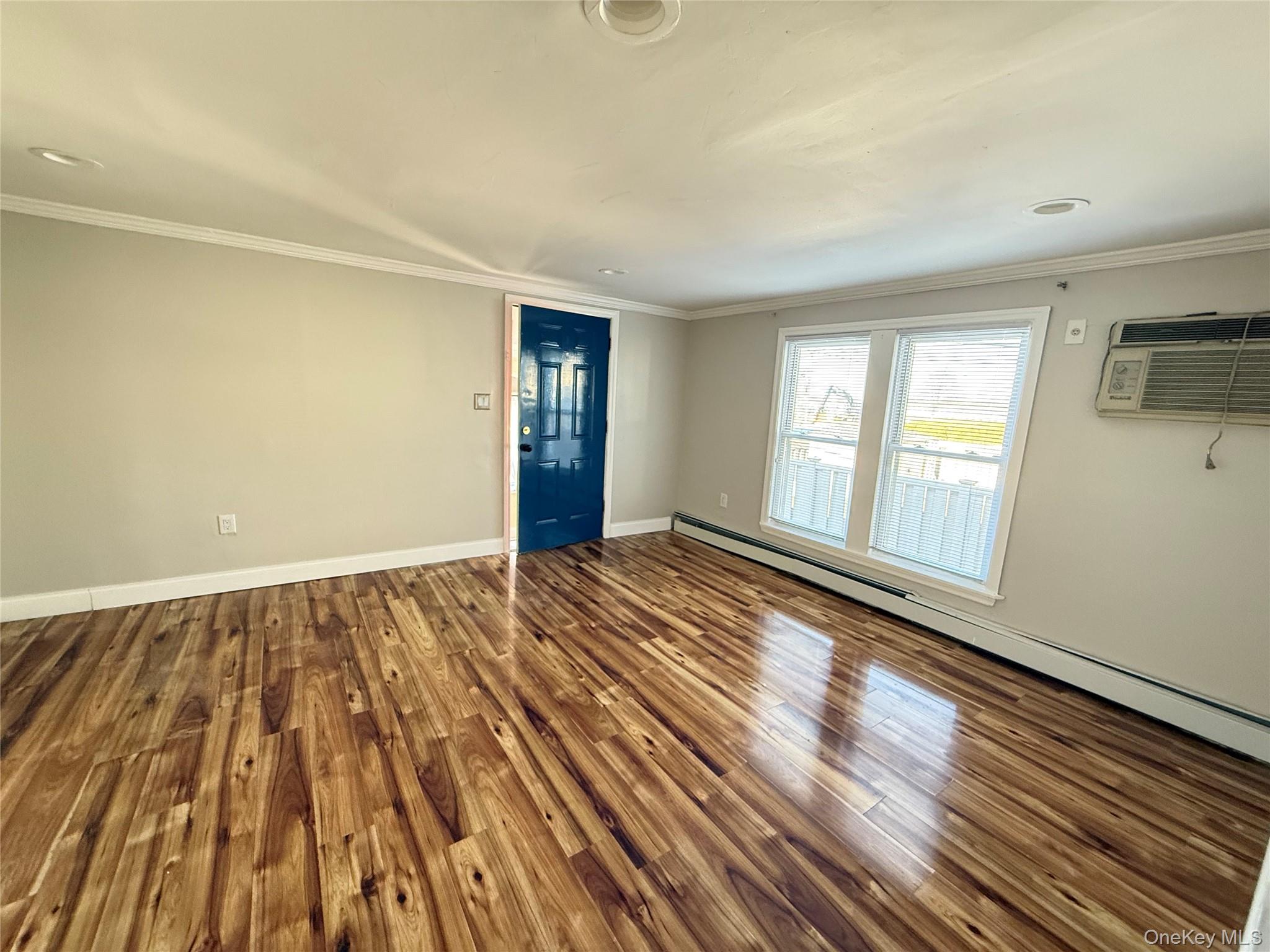 #4 photo, 610 Laurelton Boulevard, Long Beach , NY 11561