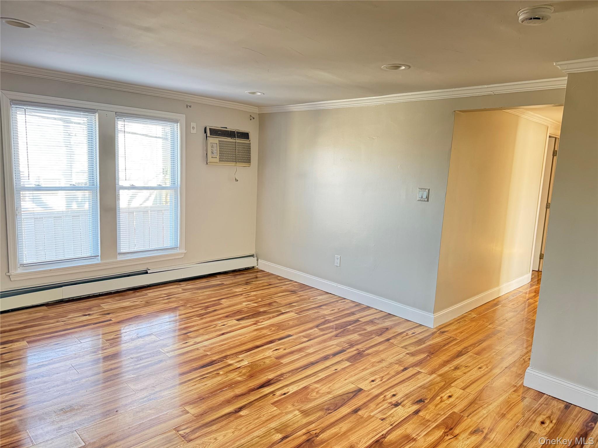 #7 photo, 610 Laurelton Boulevard, Long Beach , NY 11561