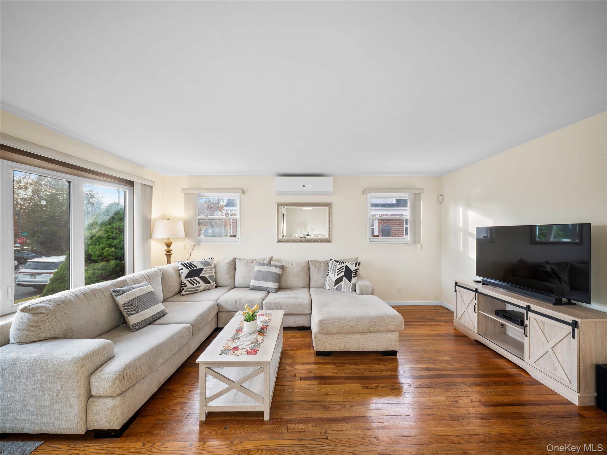 #4 photo, 16407 27th Avenue, Куинс ‖ Flushing , NY 11354