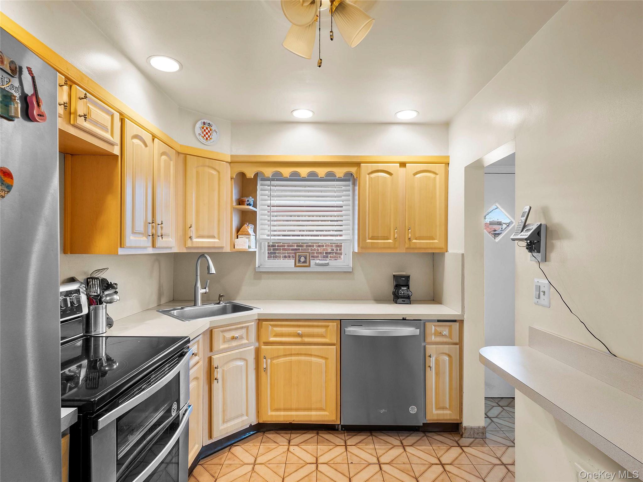 #7 photo, 16407 27th Avenue, Куинс ‖ Flushing , NY 11354