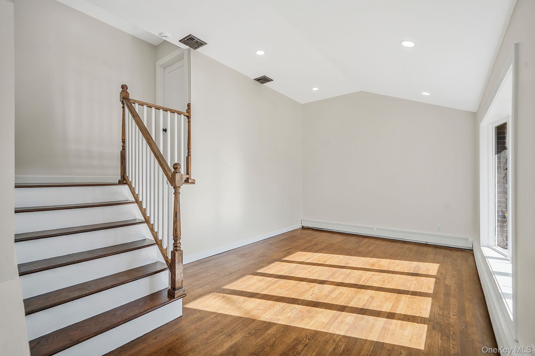 #6 photo, 67 Bardolier Lane, 东长岛 海湾 Bay Shore , NY 11706