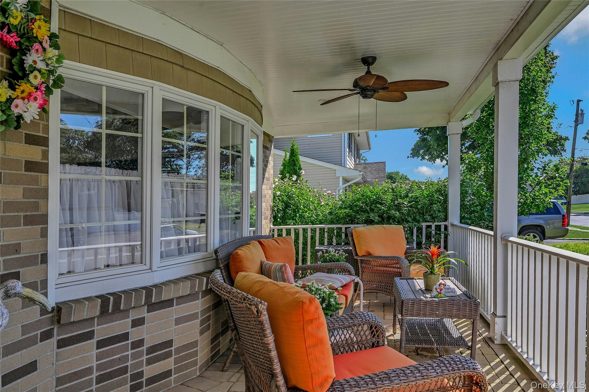 #4 photo, 51 Oakwood Hills Drive, מחוז סאפוק East Islip , NY 11730