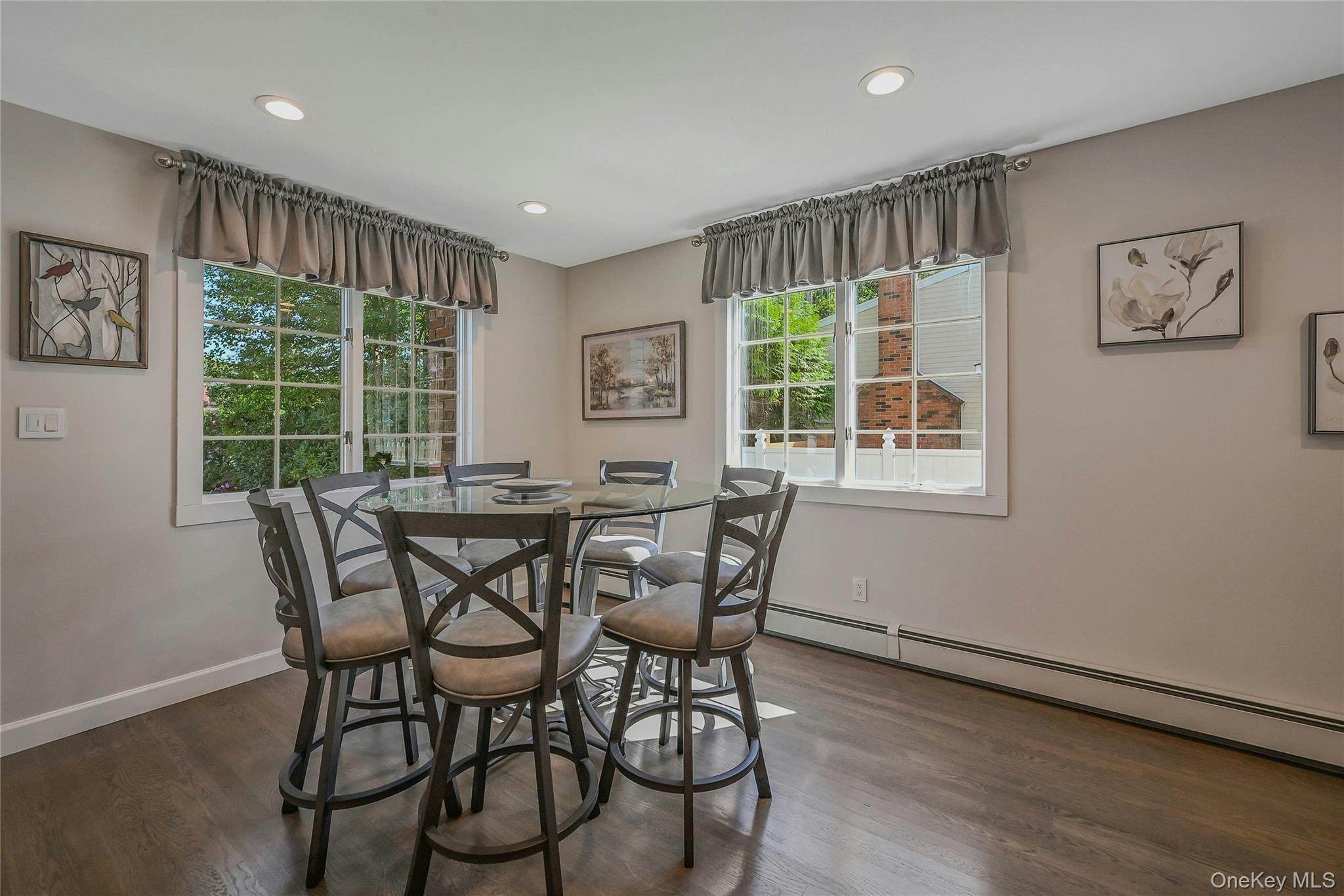 #8 photo, 51 Oakwood Hills Drive, מחוז סאפוק East Islip , NY 11730