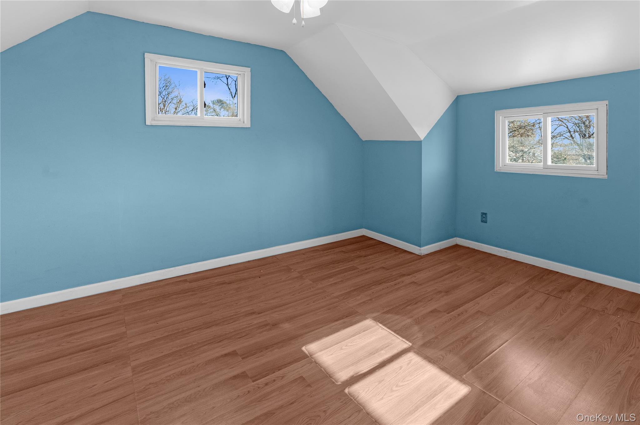 #11 photo, 9 Farragut Avenue, Bay Shore , NY 11706