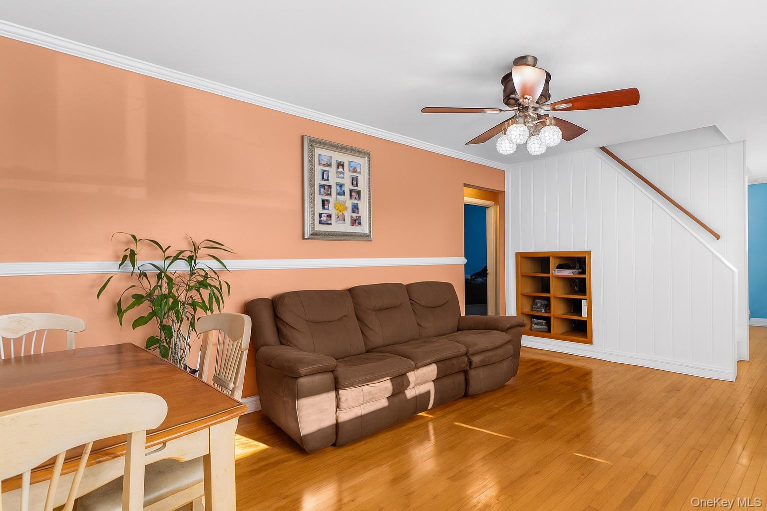 #6 photo, 9 Farragut Avenue, Bay Shore , NY 11706