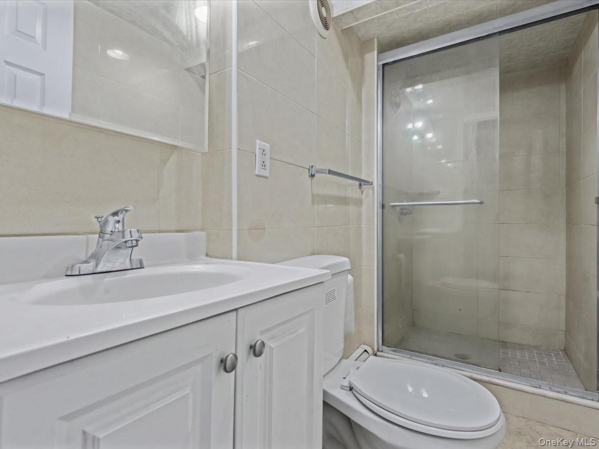 #16 photo, 33-05 143rd Street, Flushing , NY 11354